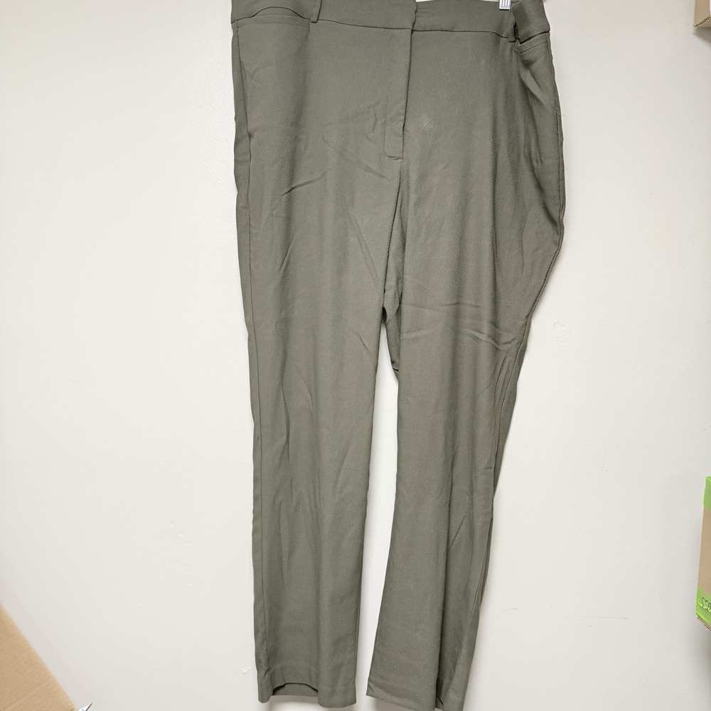 Lane Bryant Women's Olive Green Plus size Pants‎ size 24R